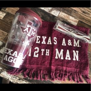 Texas A&M Thermoserv and Towel + BONUS bracelet!🖤